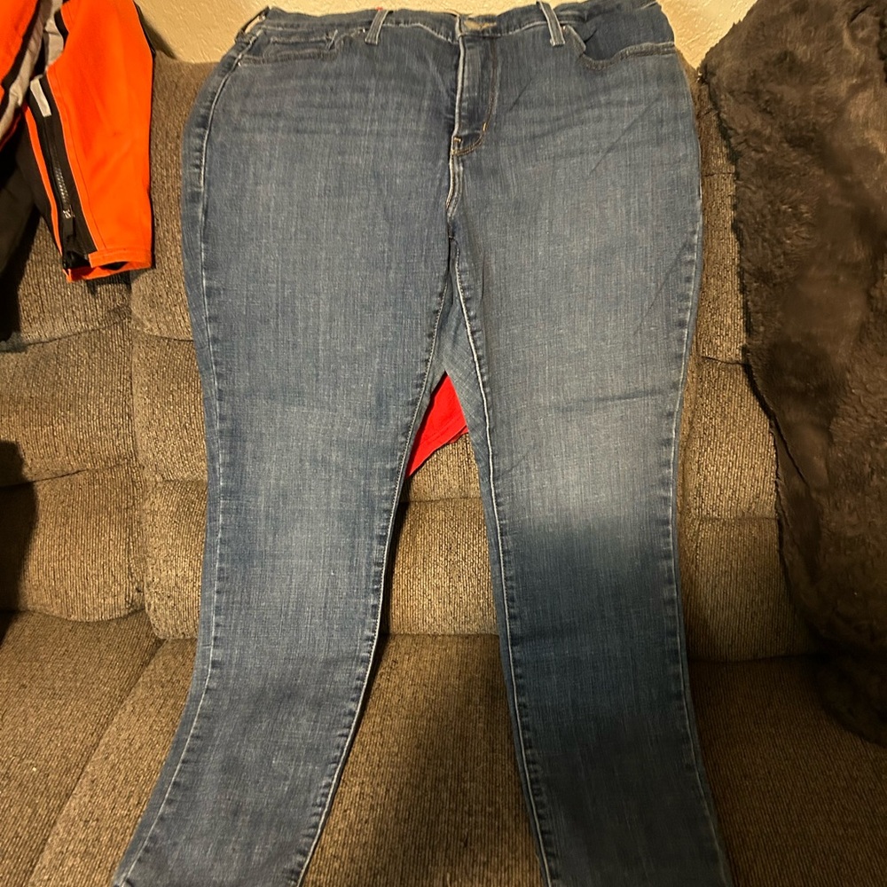 Levi's Dark Blue Skinny Jeans 311 shaping